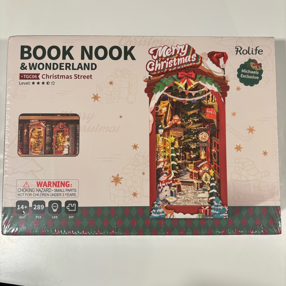 Rolife Book Nook & Wonderland Christmas Street
